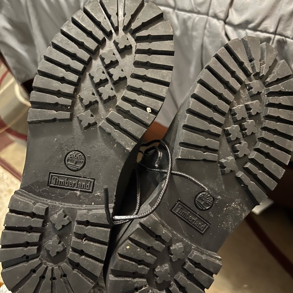 Timberland boys boots - Picture 3 of 3